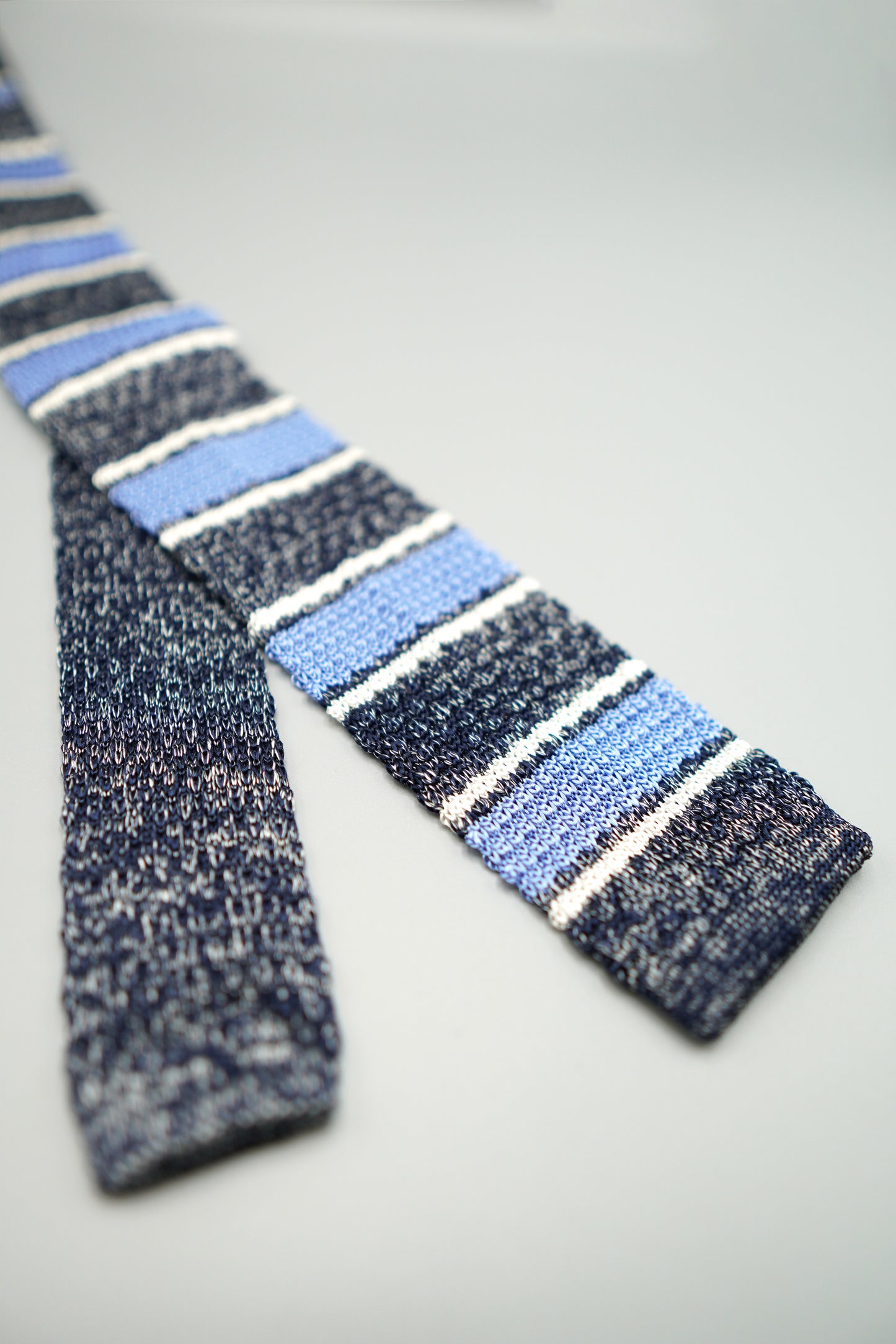 the london silk knit tie angled