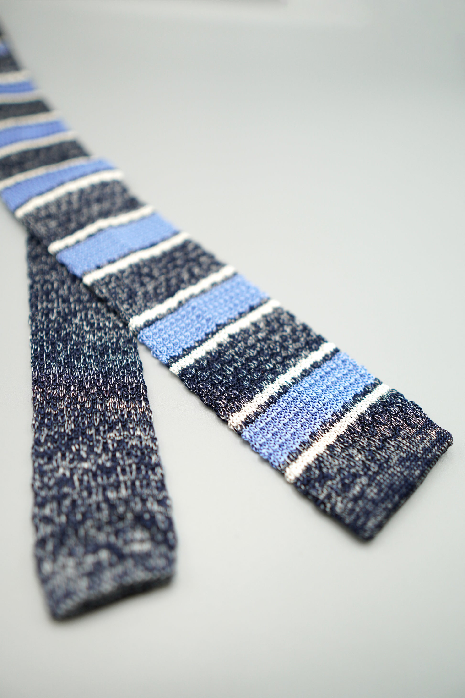 the london silk knit tie angled