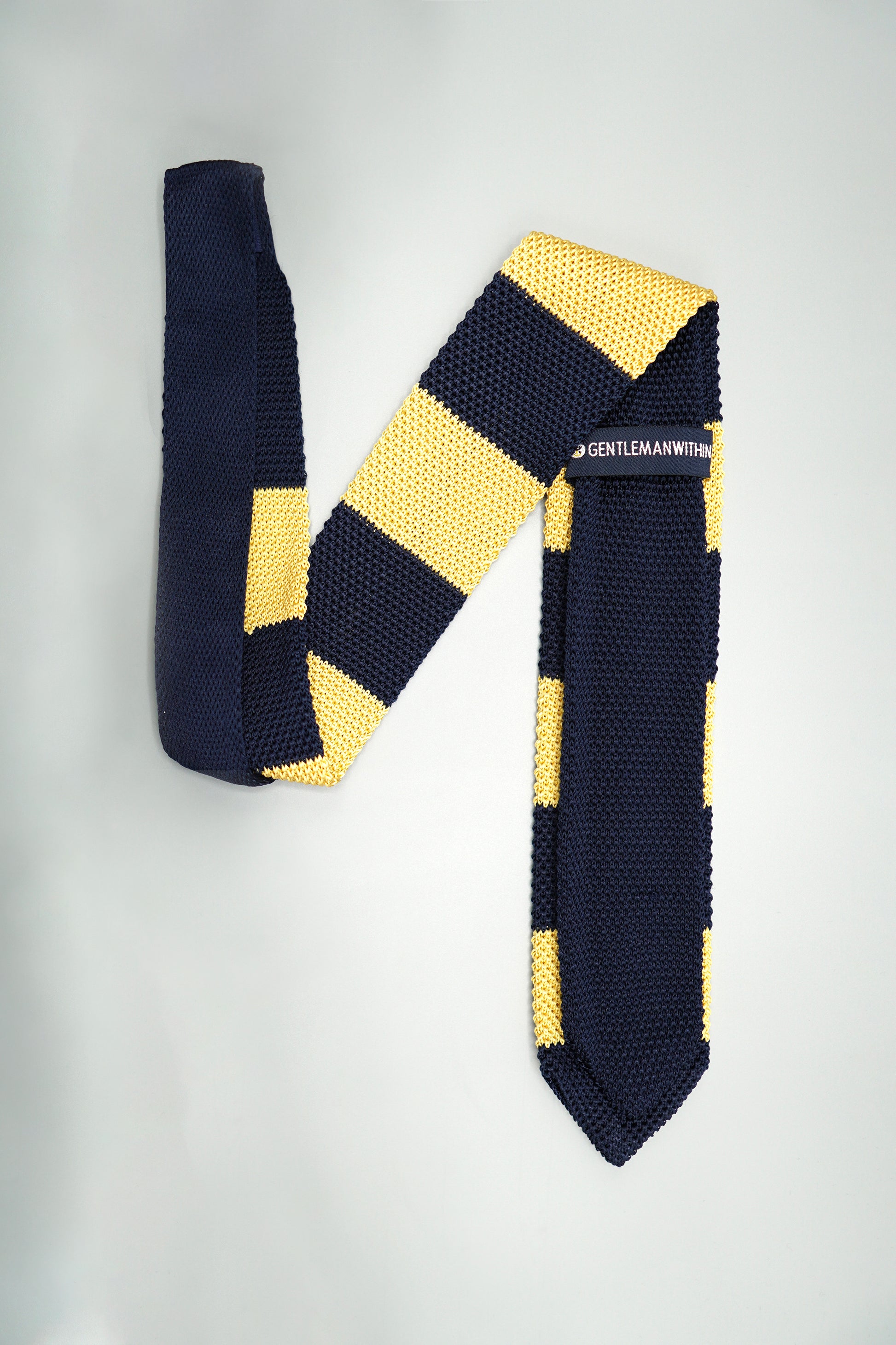 the paris silk knit tie folded